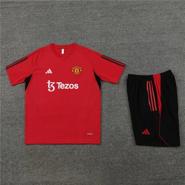 23-24 Manchester United Red Training Short Sleeve Suit - Image 3