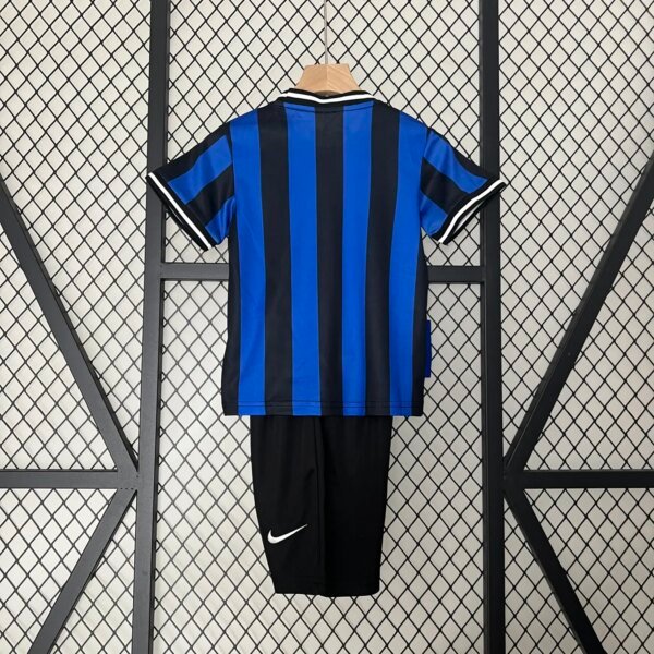 Retro 09-10 Inter Milan Home Kids Kit - Image 4