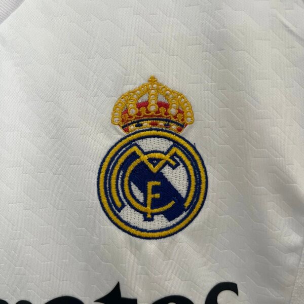 24-25 Real Madrid Home Kid Kit - Image 4
