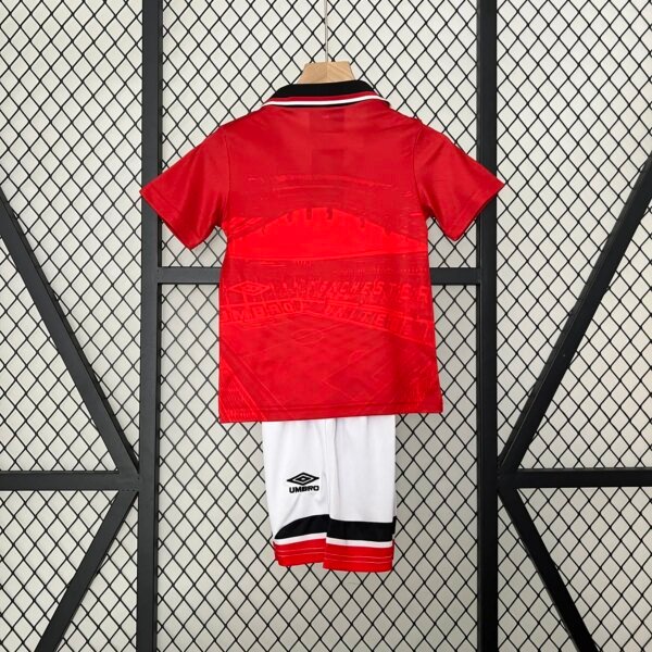 Retro 94-96 Manchester United  Home Kids Kit - Image 4