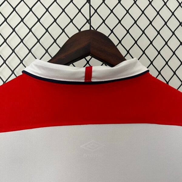 2004  England Home Retro Jersey - Image 5