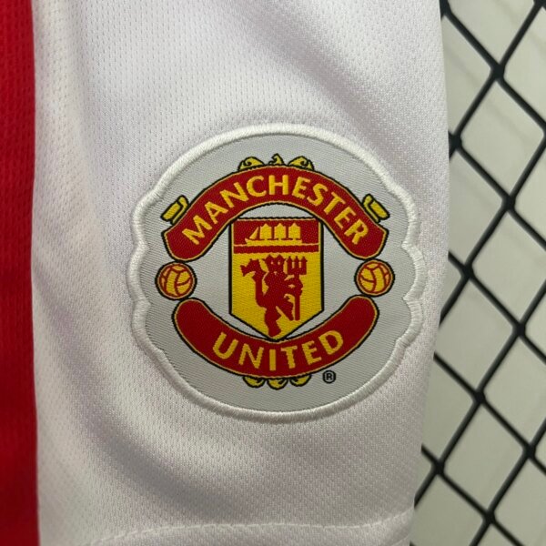 Retro 09-10 Manchester United  Home Kids Kit - Image 5