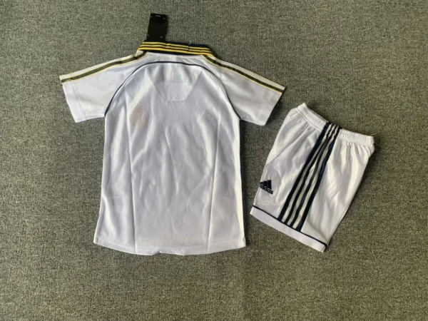 98-00 Real Madrid Home Kids Kit - Image 2
