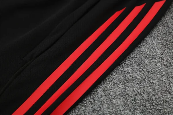 25-26 Bayern Munich Short Sleeve Training Suit - Image 17