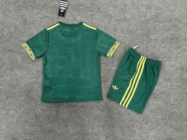 Mexico Green Special Kids Kit 2025 - Image 2